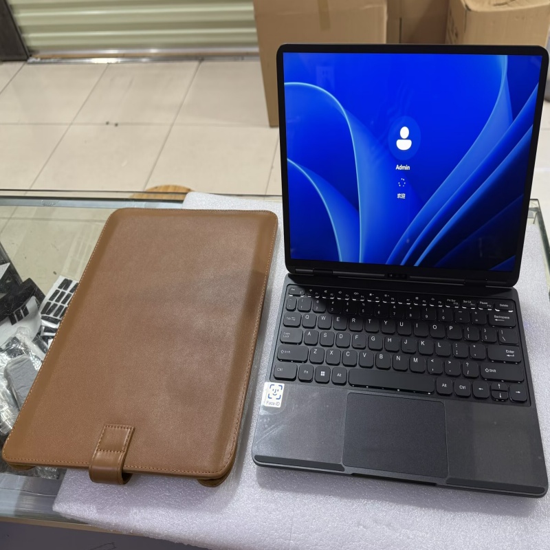 格安カーボンファイバー13インチCeleron N150 3 - Keyboard Gaming Mac のレビューと価格